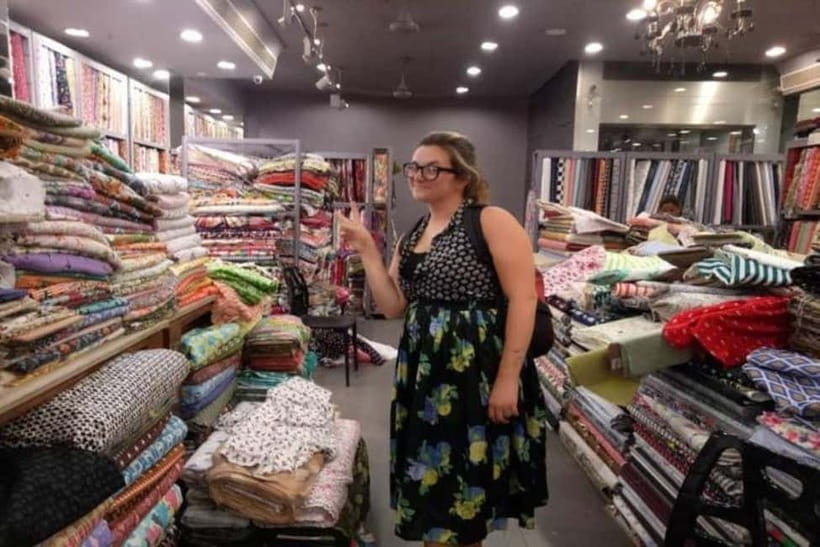 Delhi: Textile Trail Tour with Artisan Interaction - Old Delhi Textile Trail: Where Fabric Knowledge Starts