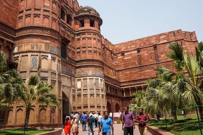Delhi to Agra and Taj Mahal Day Trip by Express Train with Lunch - Why a train day trip beats Delhi traffic for the Taj Mahal
