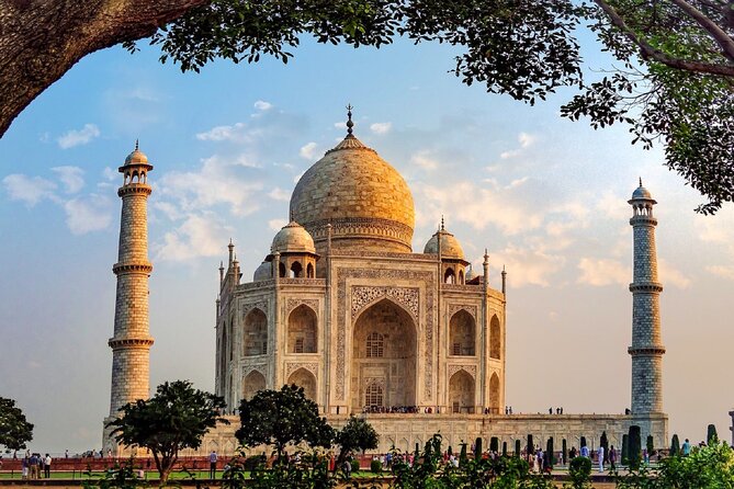 Delhi to Taj Mahal Sunrise Tour with Baby Taj & Agra Fort by Car - Agra Fort after sunrise: big views with a clear pace