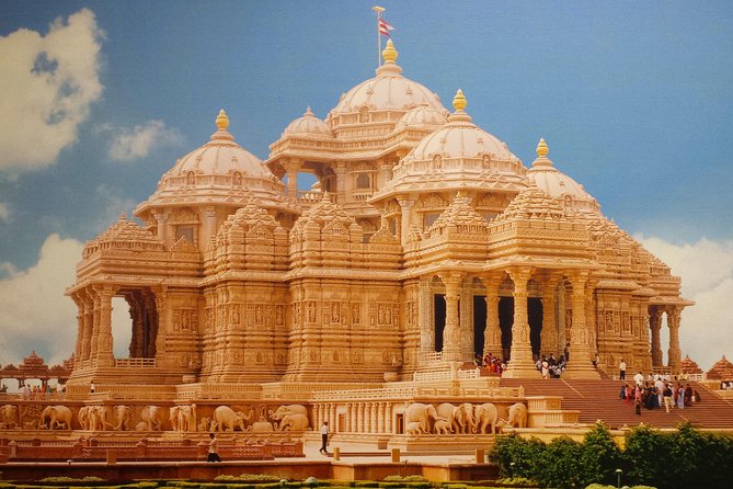 Delhi: Visits to Swaminarayan Akshardham with guide & transfers - When the guide matters most (and what to do if things change)