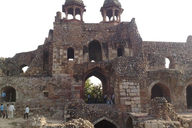 Delhi Zoo White Tigers & lions with Old Fort Visit - Purana Qila: Old Fort in About an Hour