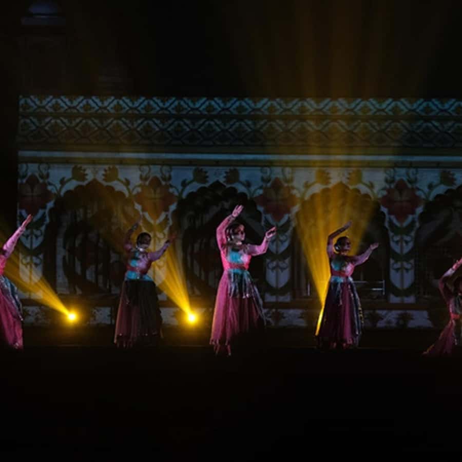Delhi's Red Fort: 2-hour Guided Evening Light & Sound Show - Red Fort After Dark: A 2-Hour Show Built for the Night Sky