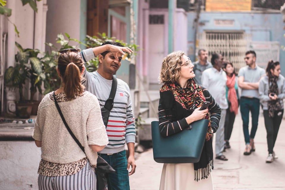 Discover Old Delhi: 3-Hour group tour with pick-up & drop - Khari Baoli spice market: what to look for and how to shop smarter