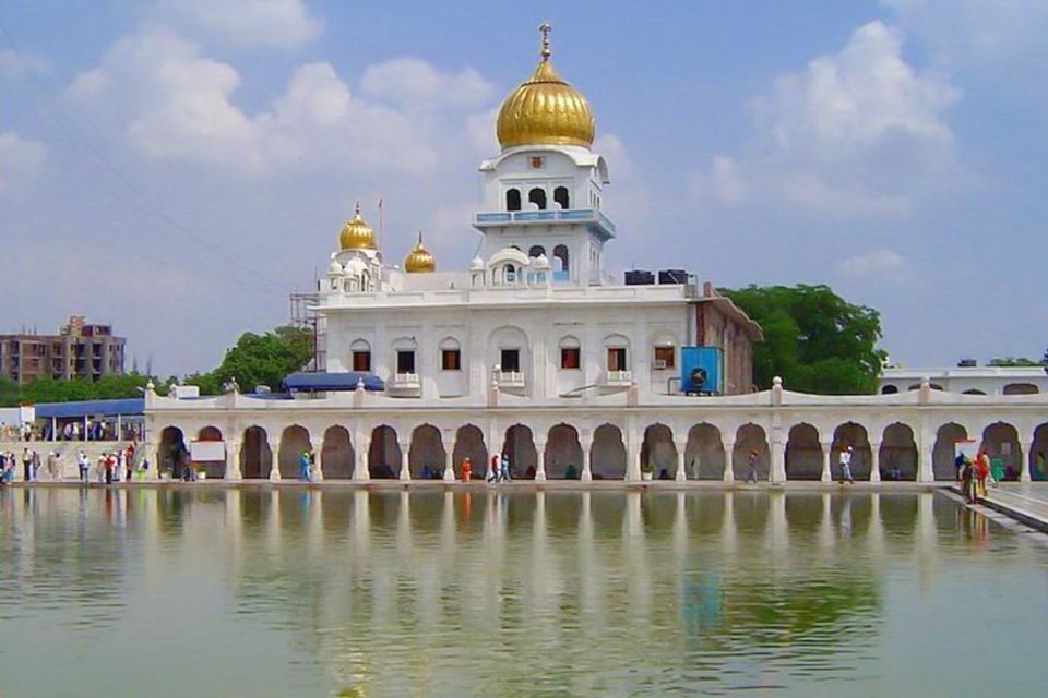 Divine Delhi: Explore Indian Faiths on a Cultural Tour - Who should book this tour?