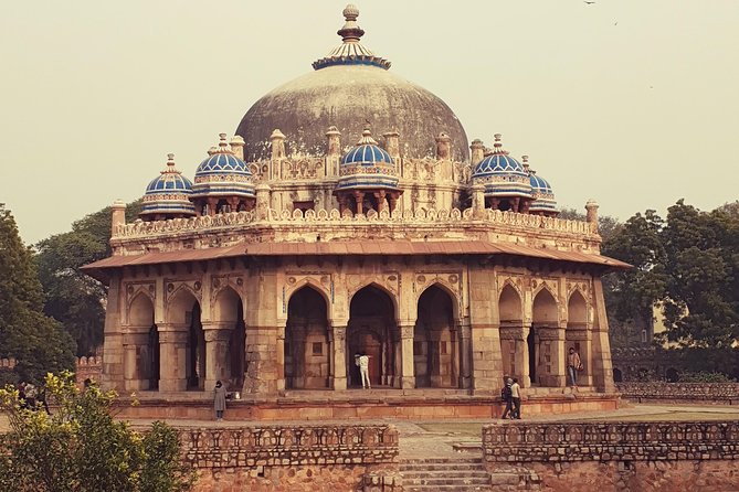 Exploring Old and New Delhi Full-Day Private Guided Trip - Red Fort and India Gate: quick stops with serious meaning