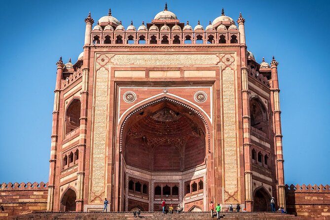 Five days Golden Triangle India Tour From Delhi - The guide and driver factor: what really makes the tour feel easy