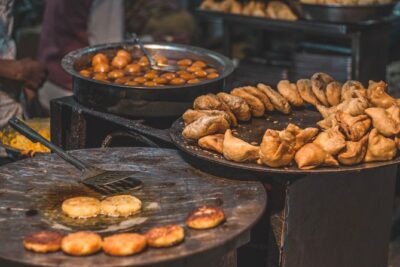 Food Walk tour of Old & New Delhi with a local guide - Stop 1: Old Delhi’s Chandni Chowk for classic street snacks