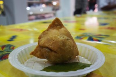 Foodies Walk Through New Delhi - Meeting at Shadipur, then locking onto the route fast