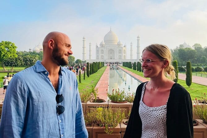 From Delhi- 2 Day Private Agra and Jaipur Tour - City Palace and Hawa Mahal: Two Different Royals in One Morning