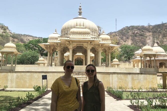 From Delhi- 2 Day Private Agra and Jaipur Tour - Day 1: Taj Mahal With Line-Skip Help and Friday Timing