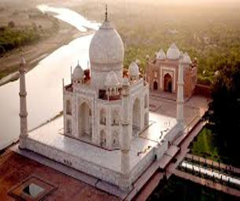 From Delhi: 2-Day Private Agra Trip w/ Taj Mahal & Agra Fort - Hotel overnight and meals: plan for real-world breaks