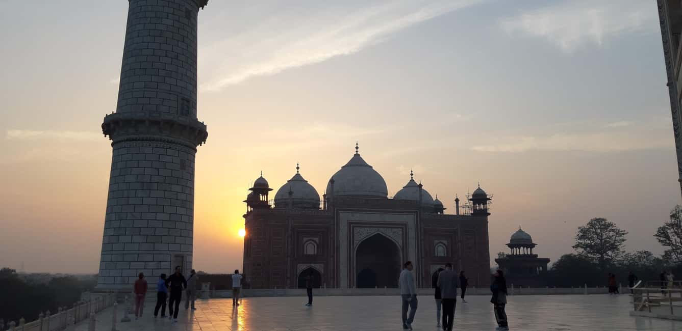From Delhi: 2 Days Taj Mahal & Agra Tour With Fatehpur Sikri - Day 2 at dawn: Taj Mahal early, then Fatehpur Sikri (45 km away)