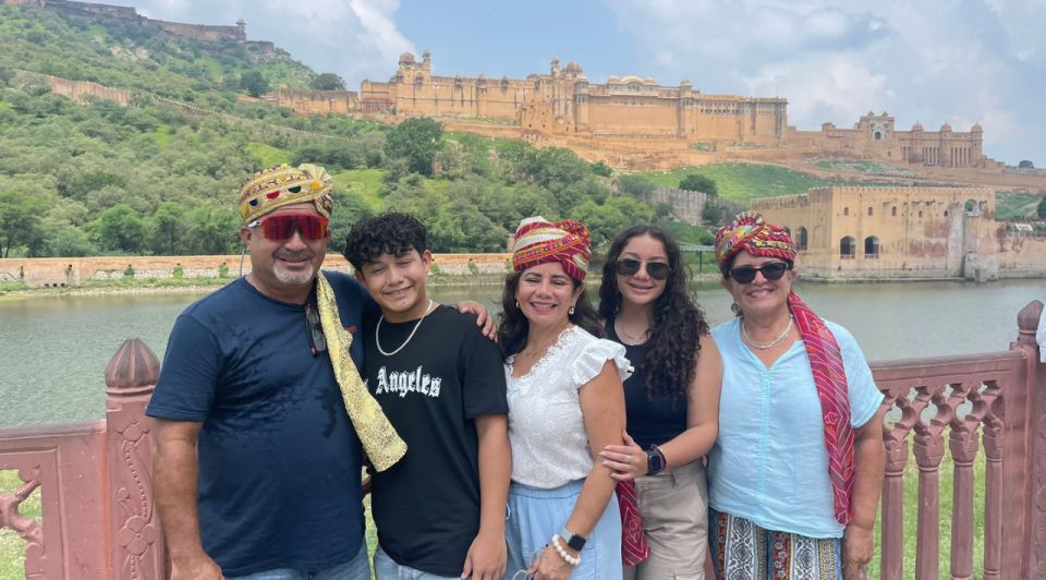 From Delhi: 3-Day Golden Triangle Guided Tour - Agra Fort and Itimad-ud-Daulah: two close stops with different vibes