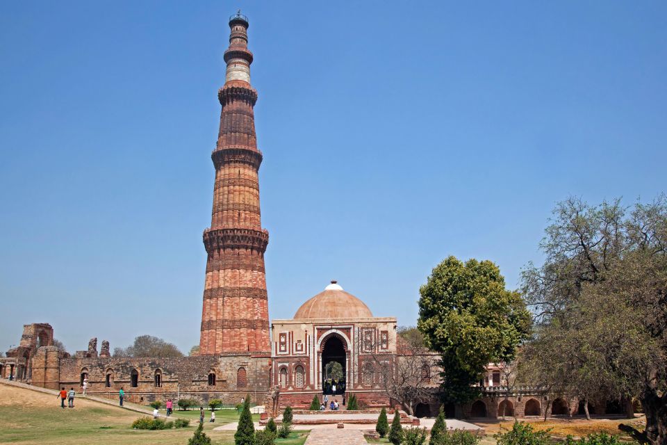 From Delhi: 3 Days Golden Triangle Tour - Sunrise Taj Mahal in Agra: the payoff for an early start