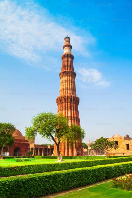 From Delhi: 4-Day Golden Triangle Tour with Tiger Safari - Day 2 in Agra: Sunrise at the Taj Mahal and Agra Fort From Mughal Ramps