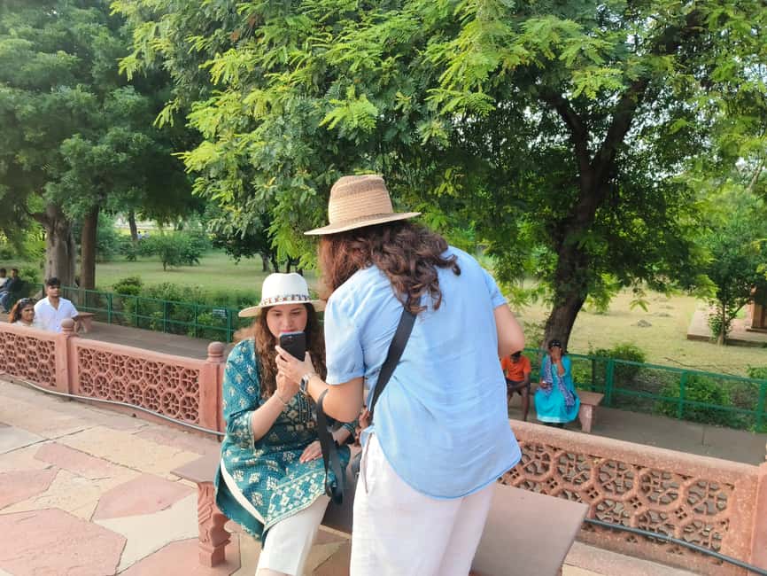 From Delhi: 5 Days Golden Triangle Tour - Jaipur’s big stops: Amber Fort, City Palace, Jantar Mantar, and photo time