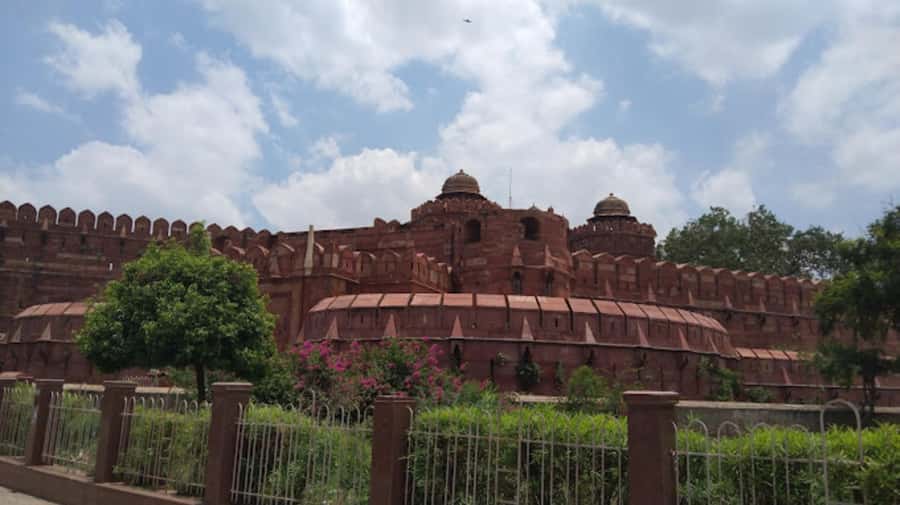 From Delhi: Agra Private Tour with Fast Entry to Taj mahal - Taj Mahal Sunrise: What You’re Really Buying