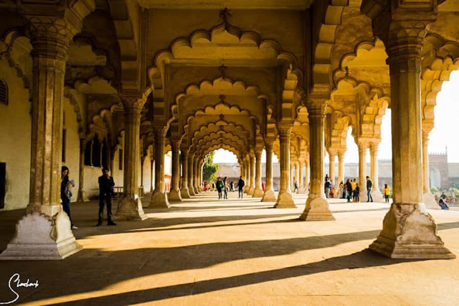 From Delhi: Agra Private Tour with Fast Entry to Taj mahal - Agra Fort: Mughal Power Beyond the Postcard
