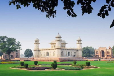 From Delhi: All-Inclusive Taj Mahal and Agra City Tour By Car - Price and value: what $10.19 actually buys