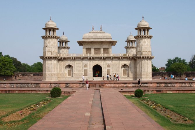 From Delhi: All-Inclusive Taj Mahal Tour by Train with Escort - Agra Fort and Courtyard by Marriott buffet lunch