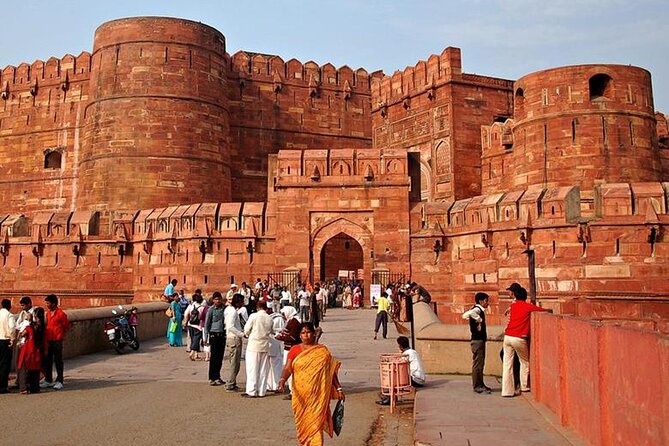 From Delhi: Full Day TajMahal & Agra Fort with 5 Star Lunch - A comfortable way to do Agra without the stress