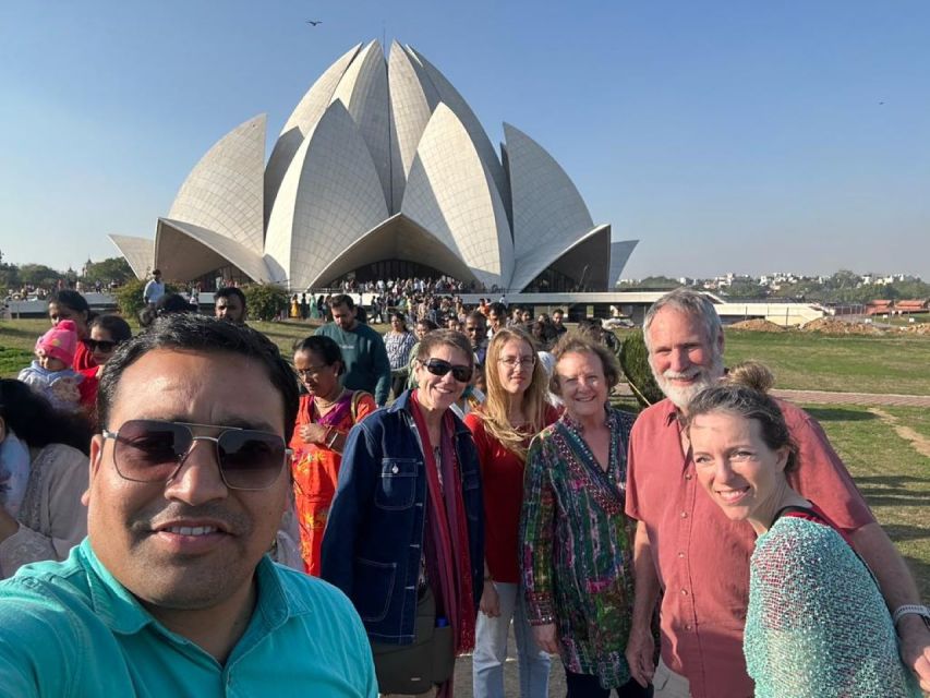 From Delhi: Golden Triangle Tour to Agra & Jaipur - 5 Days - Delhi City Center: Qutub Minar, Lotus Temple, and India Gate in One Half-Day