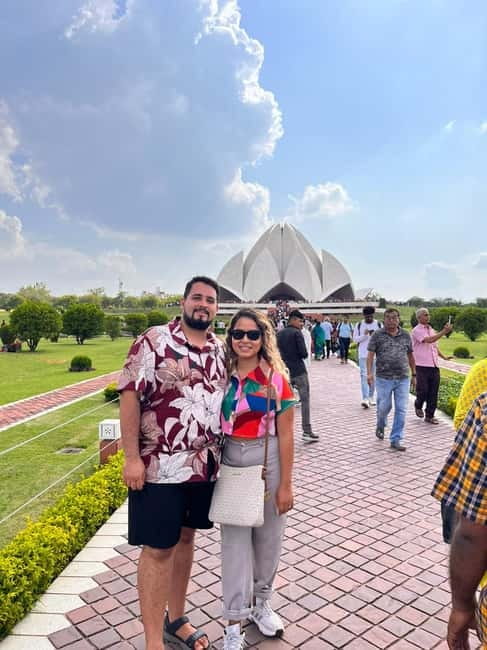 From Delhi : Old and New Delhi Private Full or Half-Day Tour - A First-Timer-Friendly Mix of Old Delhi and New Delhi