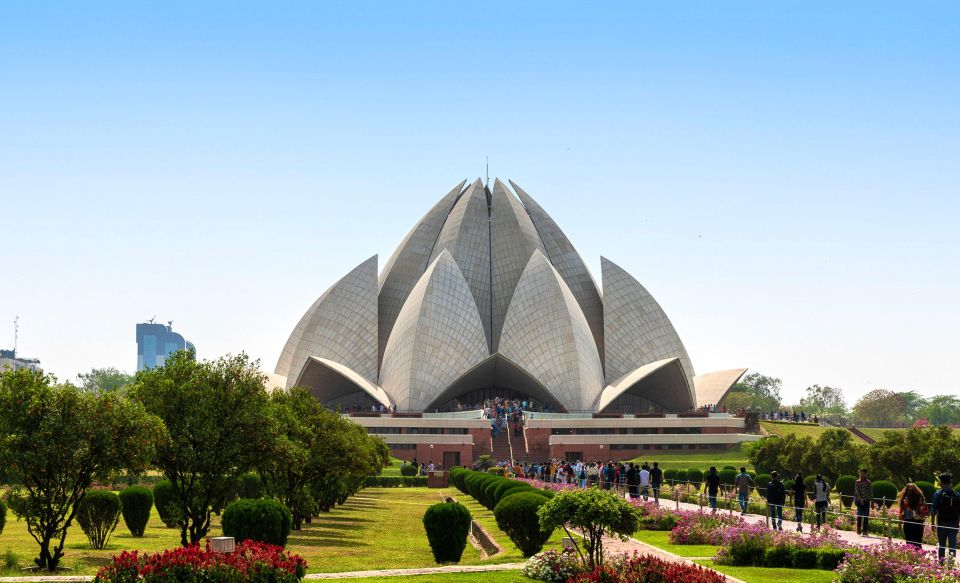 From Delhi: Old and New Delhi Sightseeing Tour with Guide - Price and value: what $13 really buys you