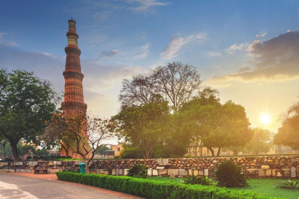 From Delhi: Old & New Delhi Layover Half or Full-Day Tour - Gurudwara Bangla Sahib for Calm, Then Humayun’s Tomb for Beauty