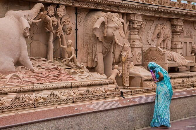 From Delhi: Overnight Taj Mahal & Agra City Tour by Car - Overnight in Agra: Hotel Comfort Plus Built-In Meals