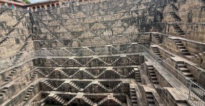 From Delhi: Private 3-Day Golden Triangle Tour - Day 1 in Delhi: Red Fort, Jama Masjid, Chandni Chowk, and Qutub Minar