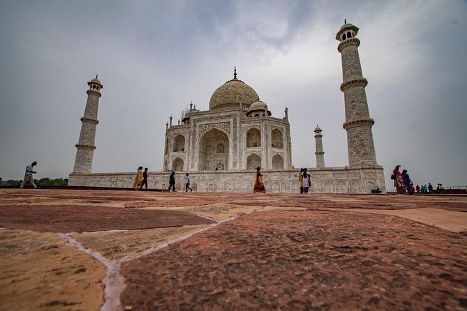 From Delhi: Private One Day Taj Mahal and Agra Tour by Car - Lunch in Agra: what’s included and what to budget