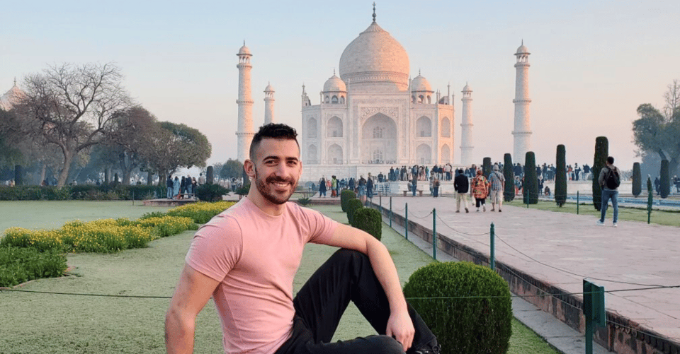 From Delhi: Private Taj Mahal & Agra Day Trip by Car or Rail - Key things that make this trip work