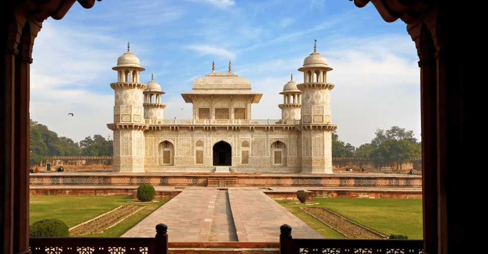From Delhi: Private Taj Mahal & Agra Day Trip by Car or Rail - Should You Book This Taj Mahal + Agra Day Trip?