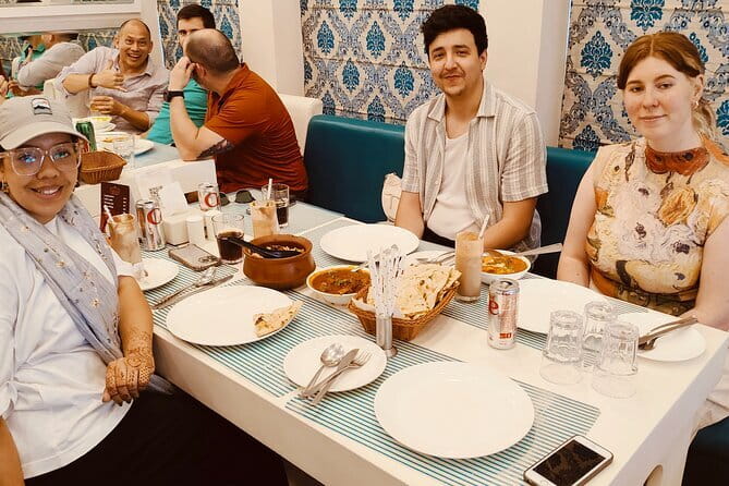 From Delhi Private Taj Mahal and Agra Day Trip by Gatimaan Train - Lunch at DoubleTree by Hilton Agra: the break that keeps the day livable