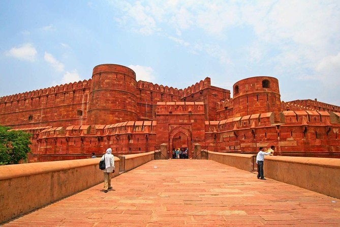 From Delhi Private Taj Mahal and Agra full day Tour All Inclusive - Taj Mahal: timed entry, what to focus on, and how to enjoy the light