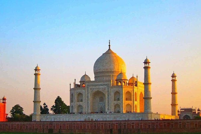 From Delhi Private Taj Mahal and Agra full day Tour All Inclusive - Your guide and the morning flow in Agra