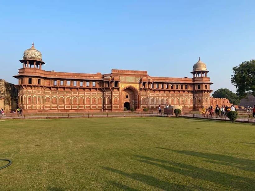 From Delhi: Private Taj Mahal Day Tour By Car and Driver - Photo tips you’ll care about on the ground