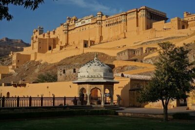 From Delhi: Same Day Amer Fort & Jaipur Tour By Car - Amber Fort on the hill: your first big payoff