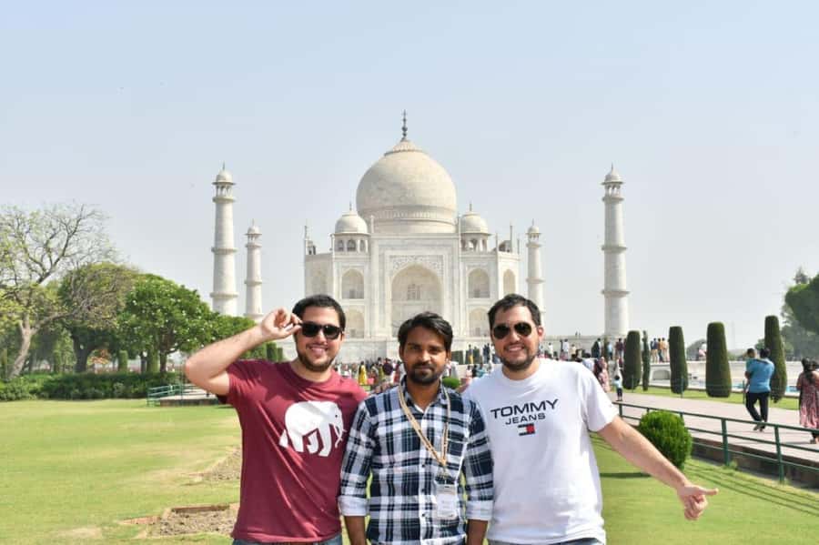 From Delhi: Same Day Taj Mahal Tour with lunch in 5 star - Sunrise or sunset Taj Mahal: choosing your atmosphere