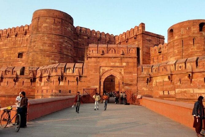 From Delhi: Sunrise Taj Mahal-Agra Fort Skip The Line Guided Tour - The Delhi-to-Agra drive: comfort counts on a 12-hour day