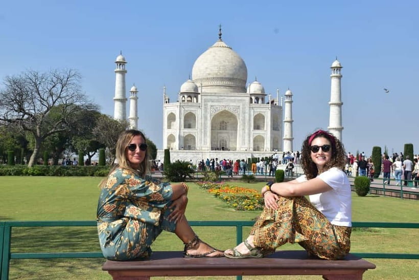 From Delhi: Sunrise Taj Mahal & Agra Tour with 5-Star Meal - Taj Mahal at Sunrise: How to Get the Best Light