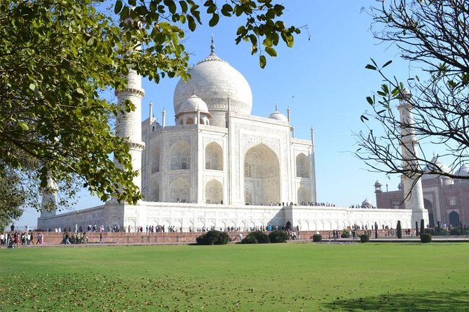 From Delhi : Sunrise Taj Mahal and Agra Fort with Jaipur Transfer - Why a sunrise Taj Mahal changes the whole day