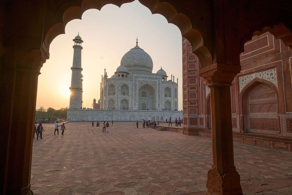 From Delhi: Taj Mahal & Agra City Tour By Gatiman Train - From pickup in Delhi to stepping out in Agra