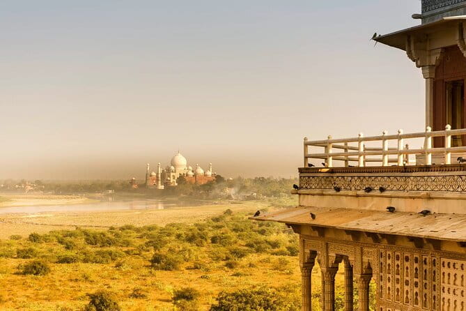 From Delhi: Taj Mahal, Agra Fort & Baby Taj Private Day Tour - Lunch and tickets: what the price really covers