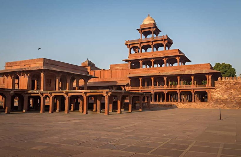 From Delhi: Taj Mahal, Agra Fort & Fatehpur Sikri Day Trip - Logistics that make the day smoother