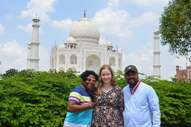 From Delhi-Taj Mahal & Agra Fort Private Tour with Fatehpur Sikri - Taj Mahal with Shahid-style guidance: what to focus on