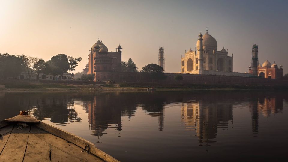 From Delhi: Taj Mahal & Agra Fort Private Tour with Options - The love story (and the design clues) your guide will walk you through