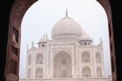 From Delhi : Taj Mahal & Agra Fort Tour by Luxury Express Train - The Morning Start at Nizamuddin: Where the Day Begins