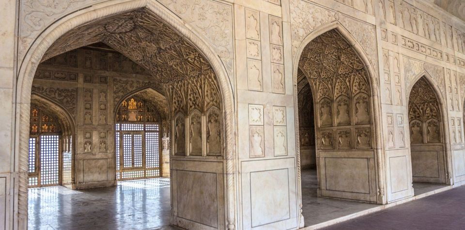 From Delhi: Taj Mahal & Agra Full Sameday Tour All Inclusive - The Guide and Language Support: Why It Matters on a Time-Crunched Trip